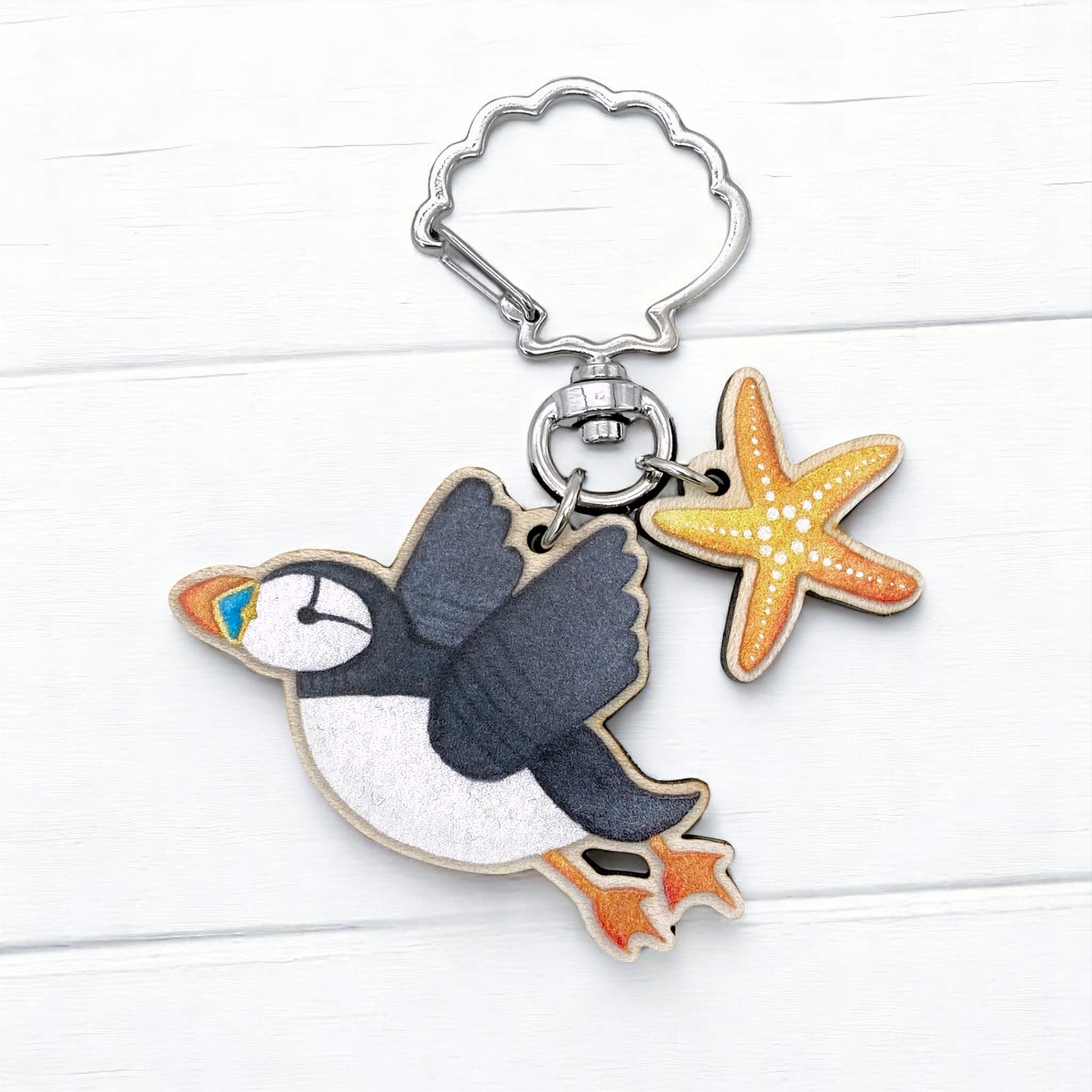 Wooden Keyring - Puffin with Starfish - Maple Wood Key Chain with Shell Clasp