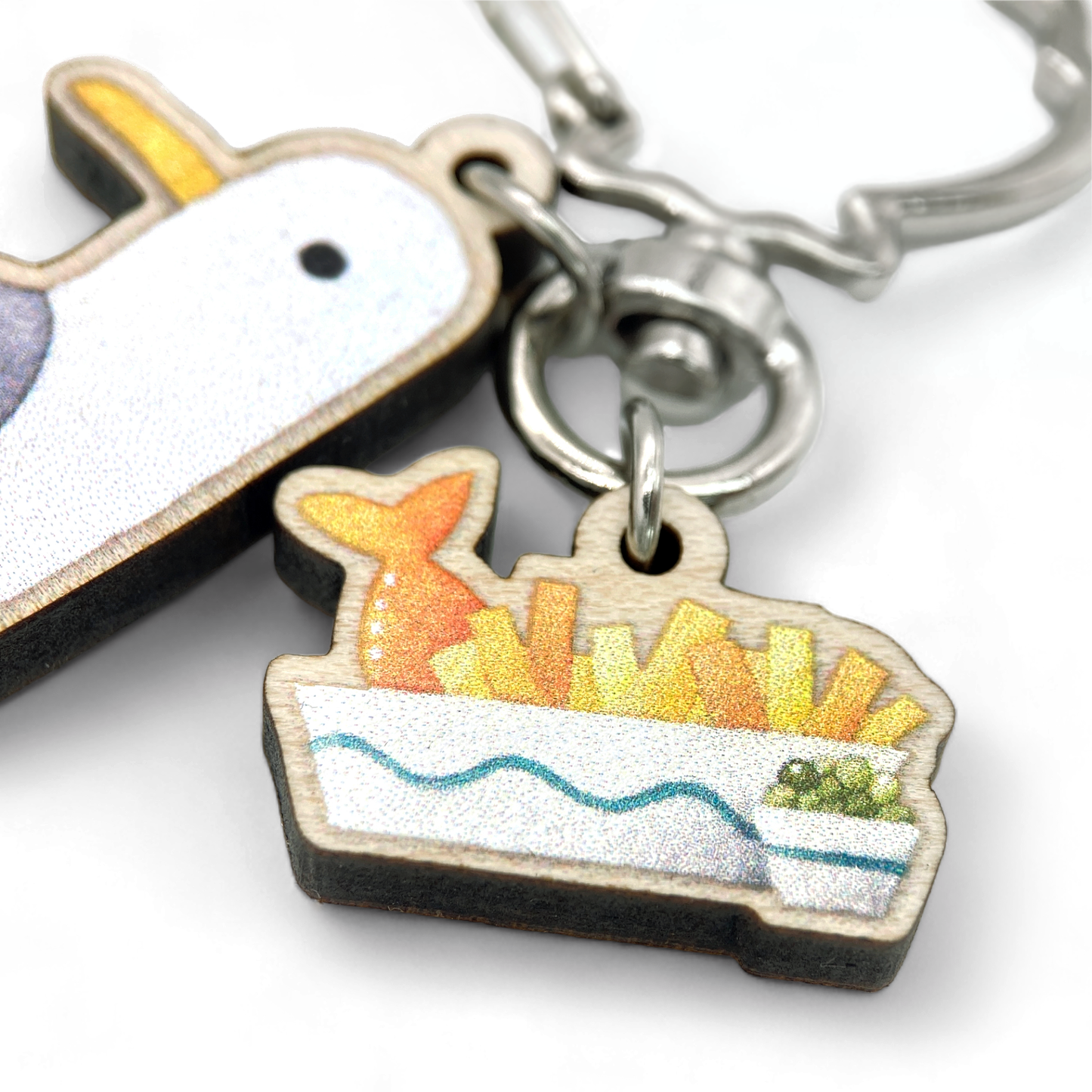 Wooden Keyring - Seagull with Fish and Chips - Maple Wood Key Chain with Shell Clasp