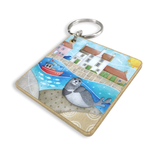 Keyring - Seal at Pittenweem Harbour - Wooden Key Fob