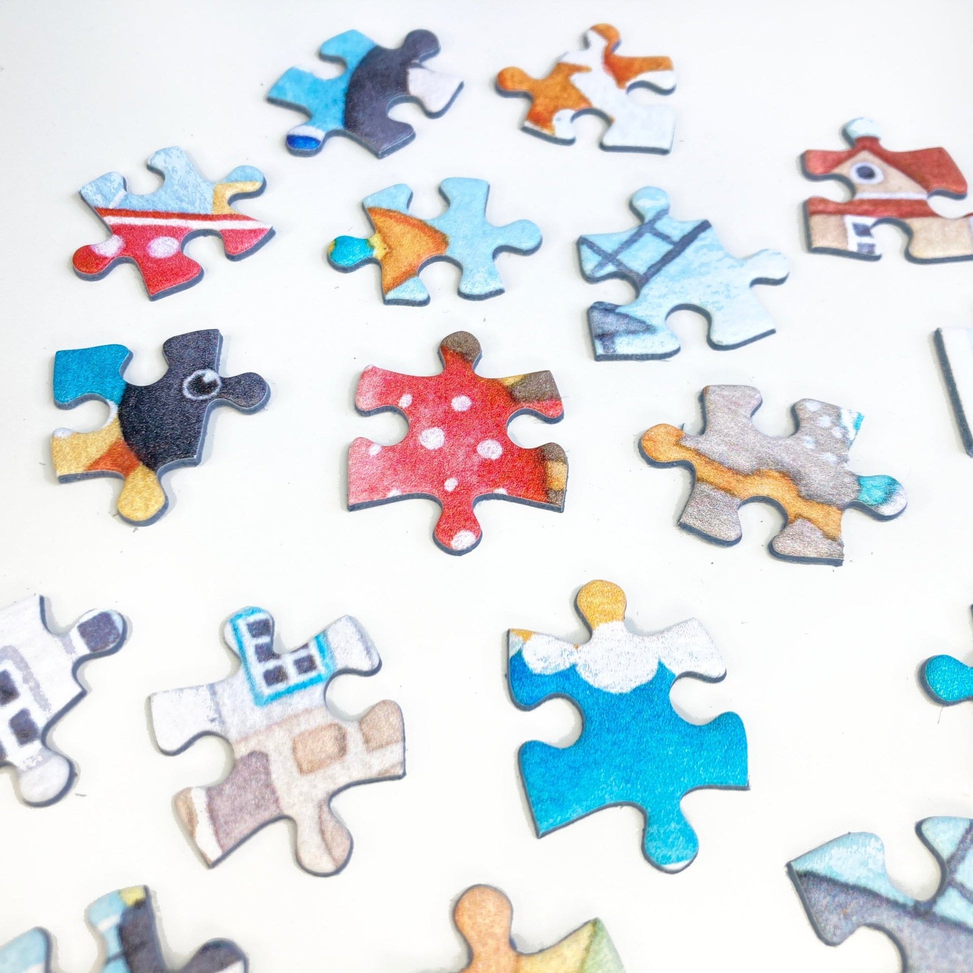 Jigsaw Puzzle - A Day at the Seaside - 1000 pieces - Puffins, Seagull, Crab, Boats - East Neuk Beach Crafts