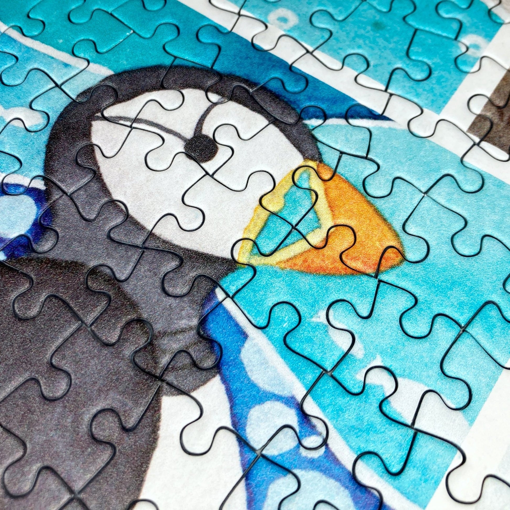 Jigsaw Puzzle - A Day at the Seaside - 1000 pieces - Puffins, Seagull, Crab, Boats - East Neuk Beach Crafts