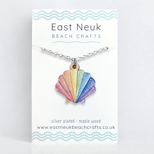 Scallop Shell Necklace - Wooden Seaside Pendant