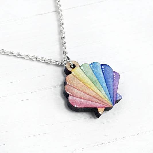 Scallop Shell - Wooden Necklace - Maple Wood Seaside Pendant